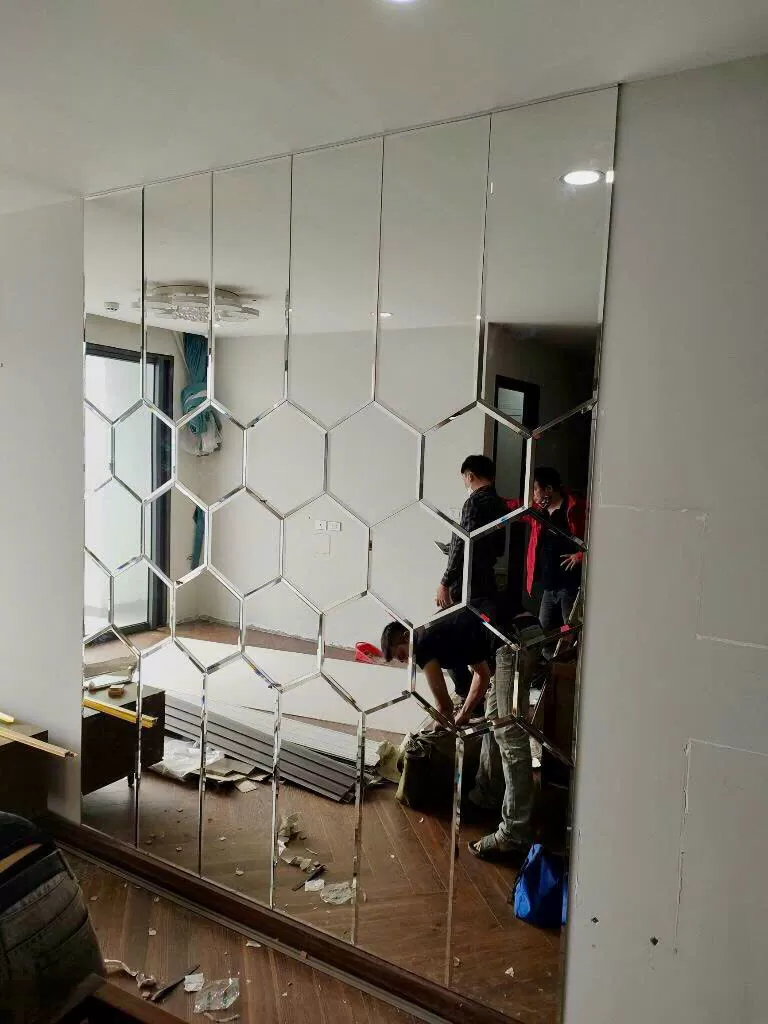 Gương trang trí phòng ăn ở Quảng Ninh